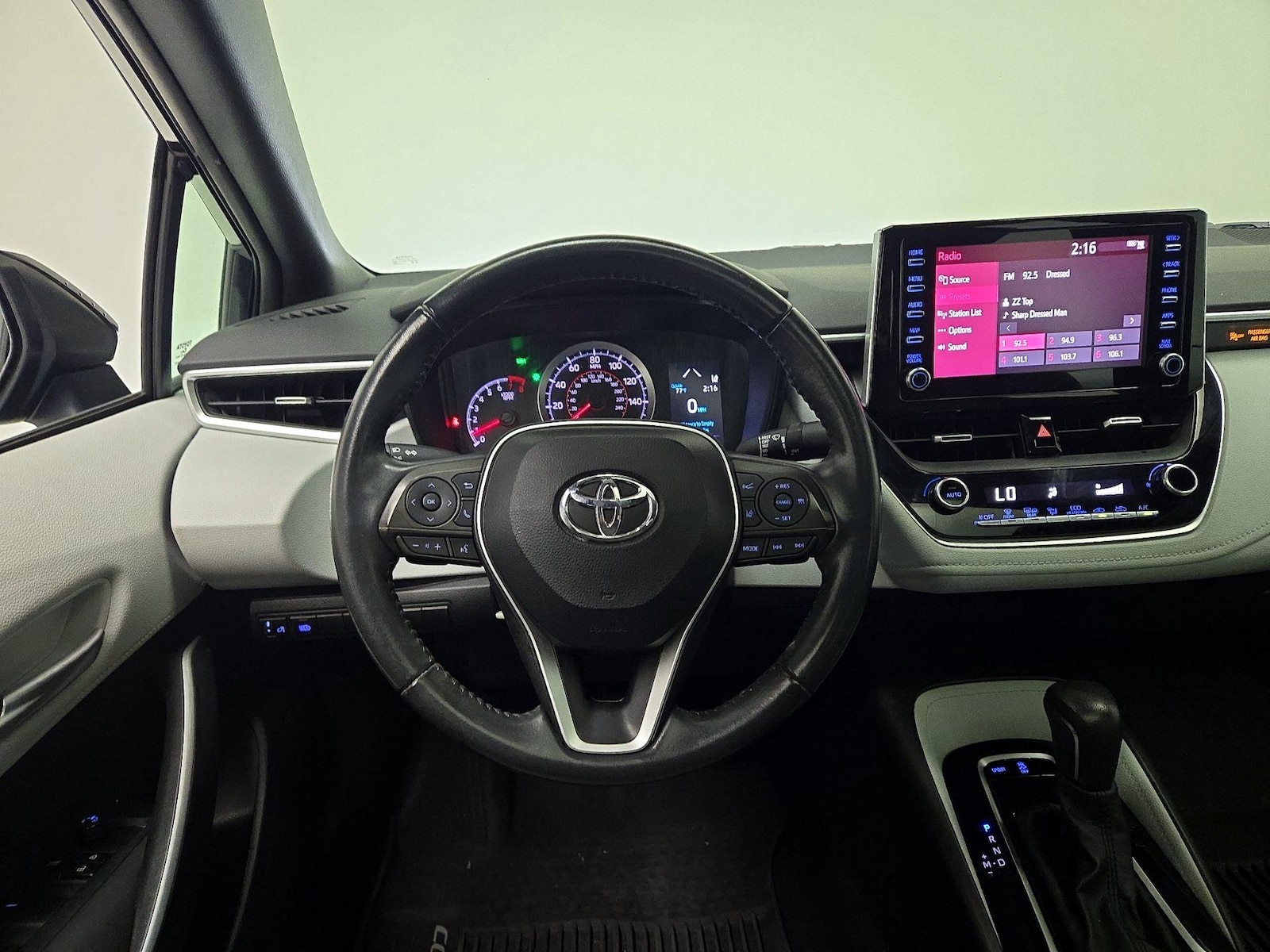 2020 Toyota Corolla SE - Photo 11
