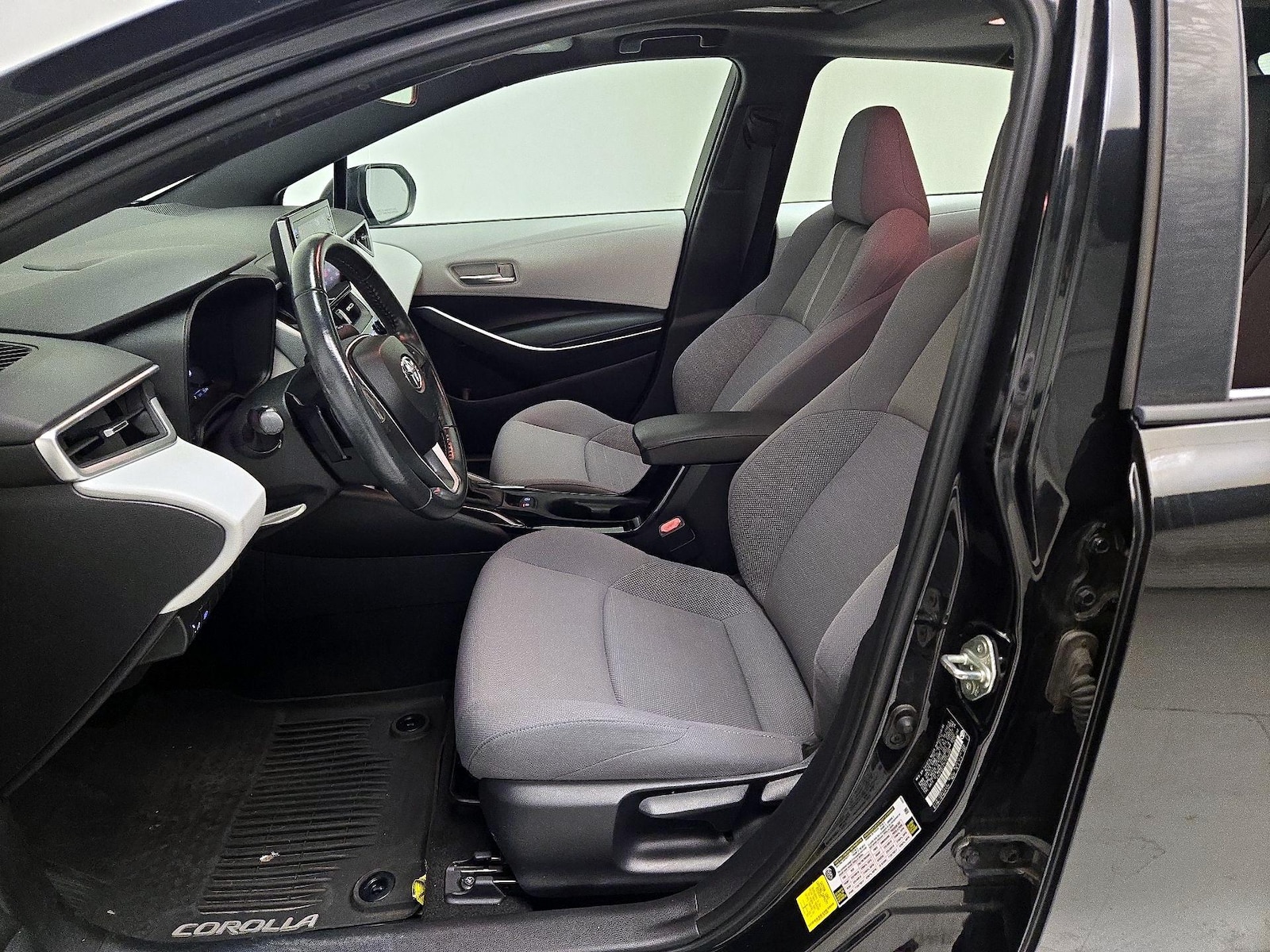 2020 Toyota Corolla SE - Photo 12