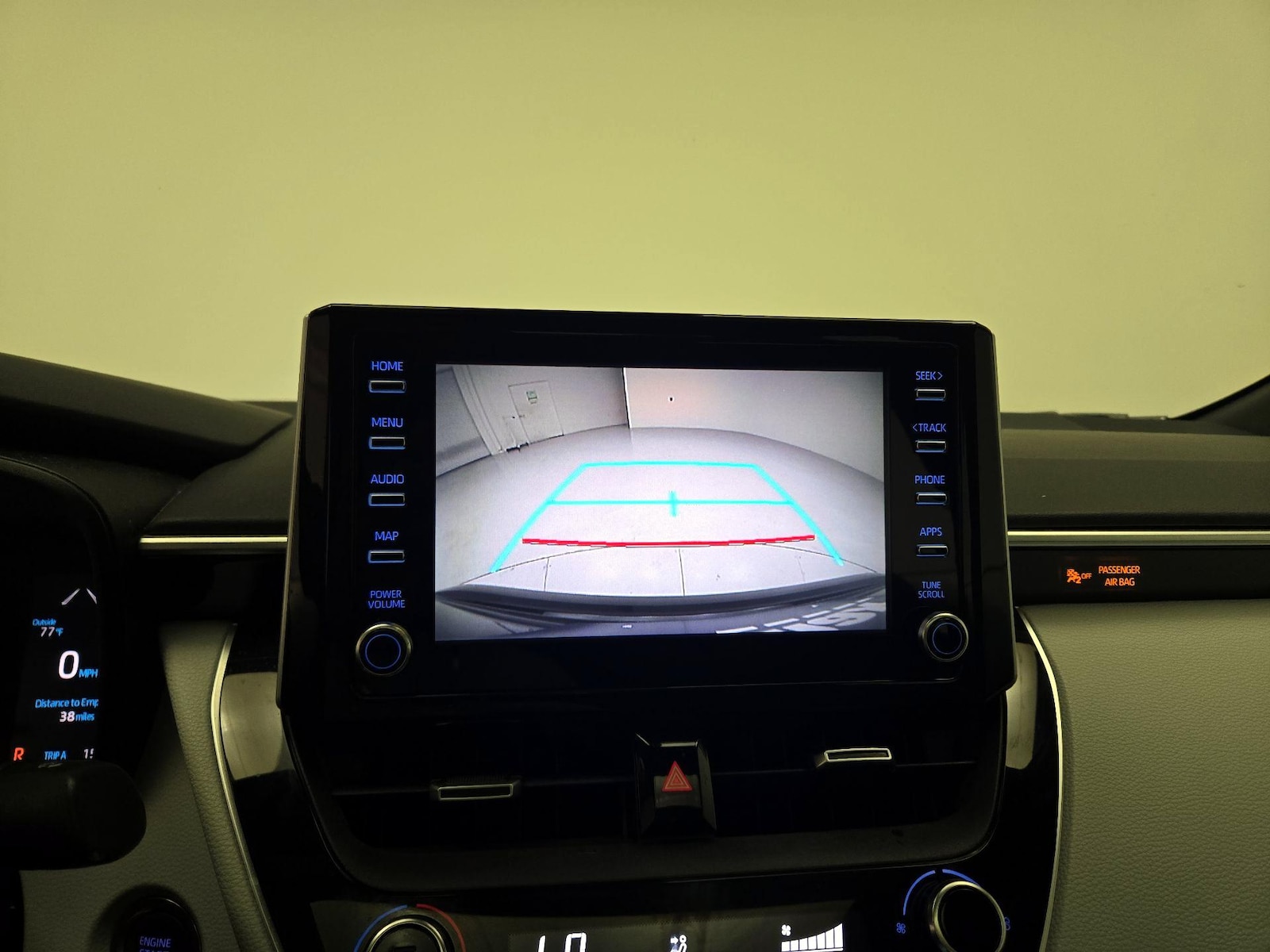 2020 Toyota Corolla SE - Photo 15