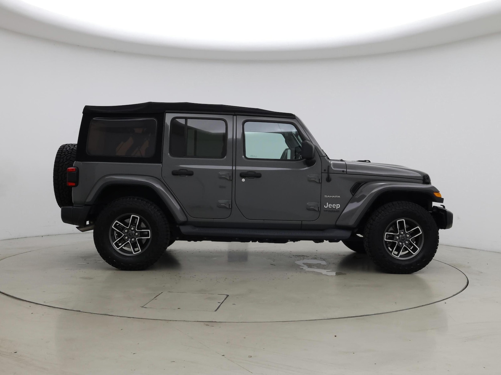 2018 Jeep All-New Wrangler Unlimited Sahara - Photo 8