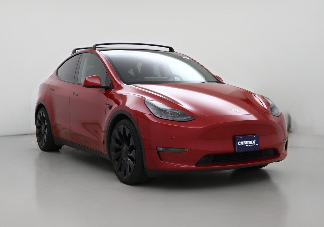 2022 Tesla Model Y Performance All-Wheel Drive in Red — CarMax photo