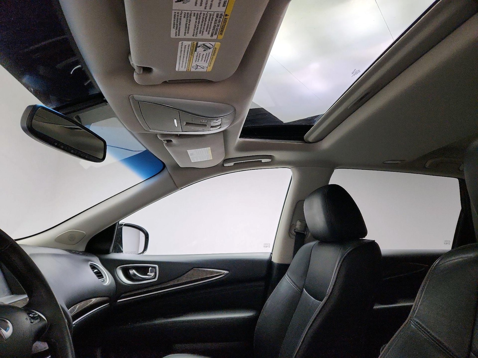 Sunroof(s) & Overhead Airbags