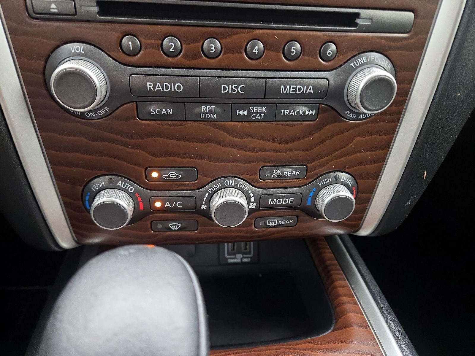 2018 Nissan Pathfinder Platinum - Photo 18