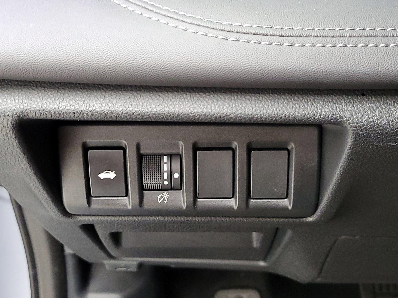 2022 Subaru Legacy Limited - Photo 14