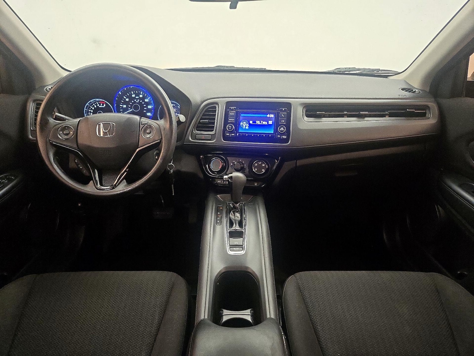 2017 Honda HR-V LX - Photo 10