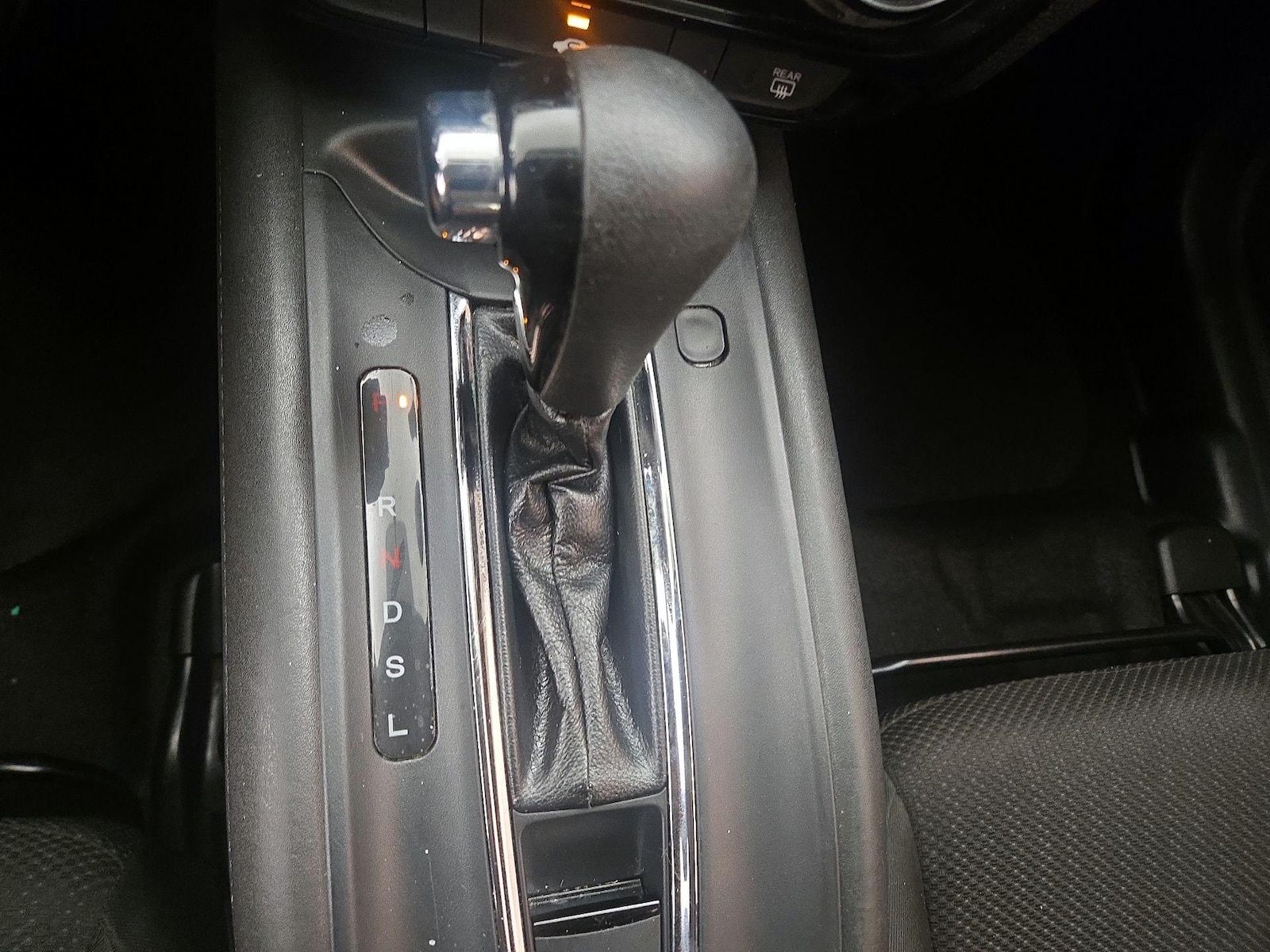 2017 Honda HR-V LX - Photo 18