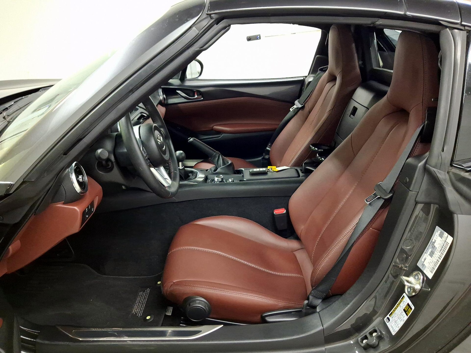 2017 Mazda MX-5 Miata RF Launch Edition - Photo 12