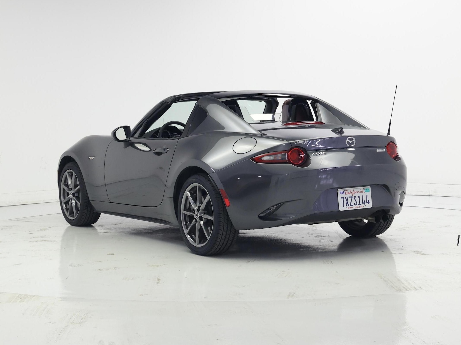 2017 Mazda MX-5 Miata RF Launch Edition - Photo 3