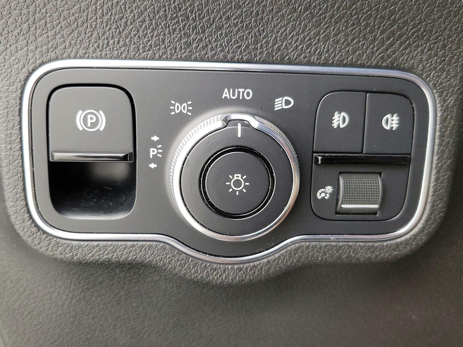 2021 Mercedes-Benz GLB Base - Photo 14