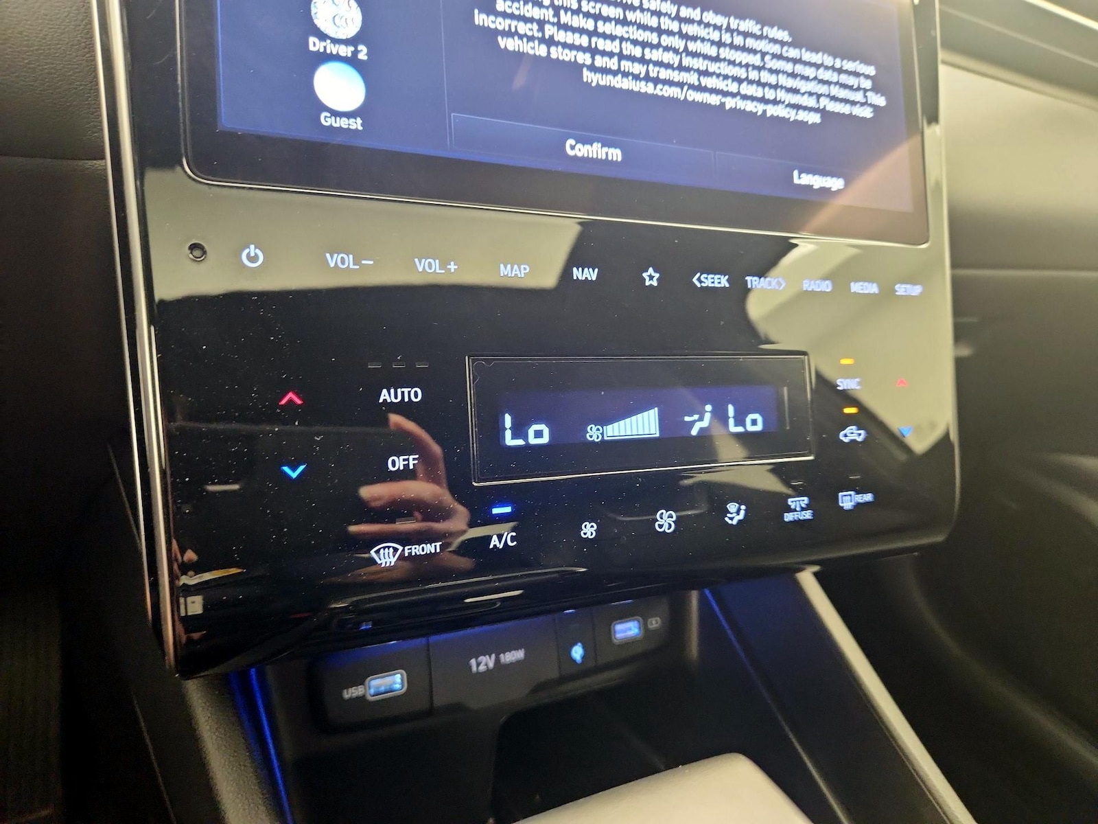 2022 Hyundai Santa Cruz Limited - Photo 16