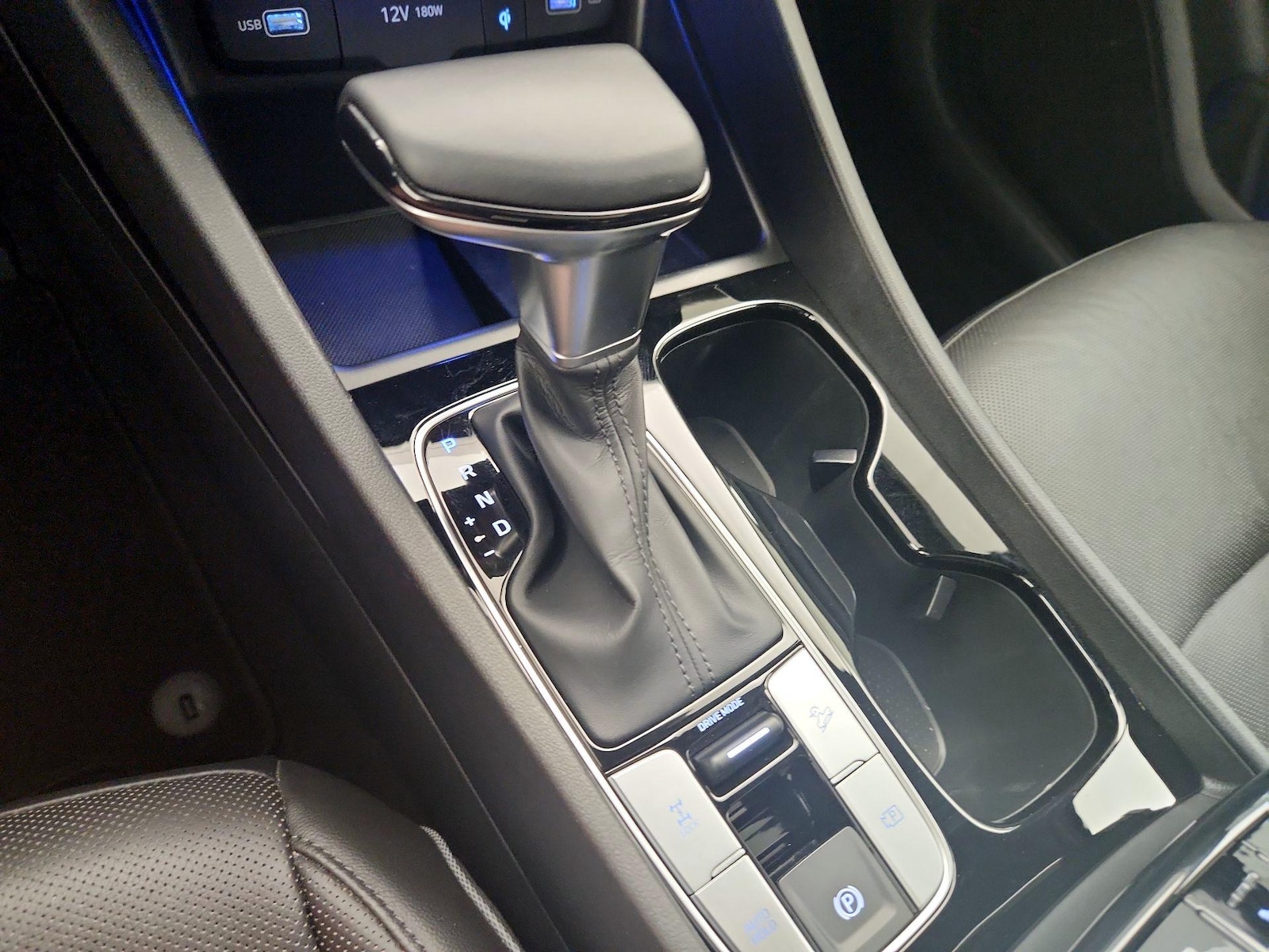 2022 Hyundai Santa Cruz Limited - Photo 17