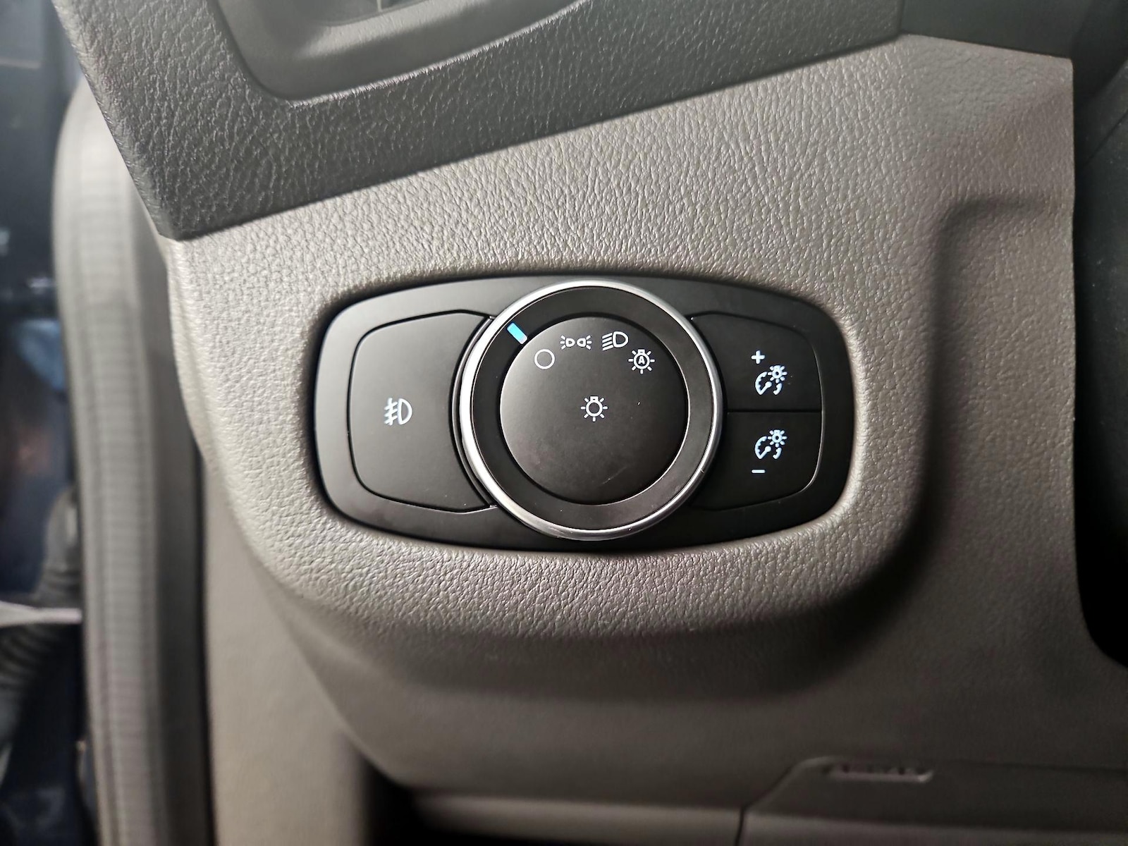2020 Ford Transit Connect XLT - Photo 14