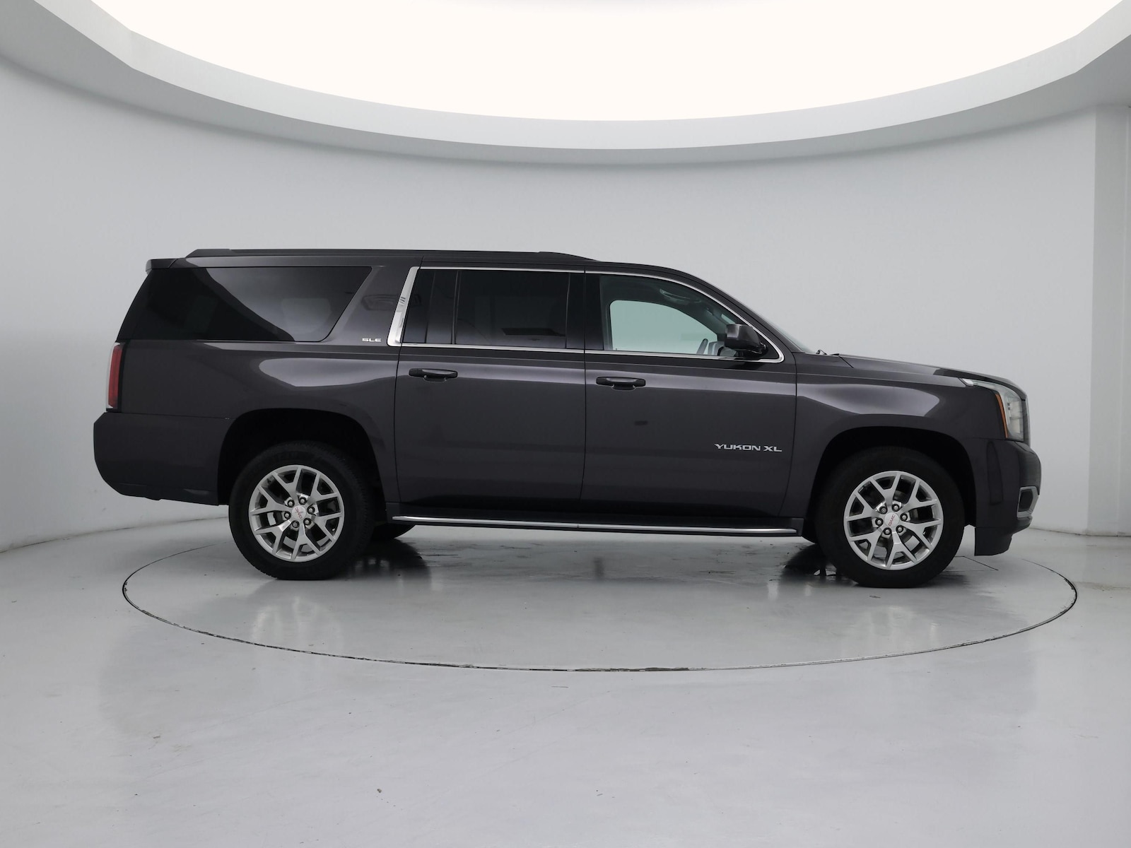 2017 GMC Yukon XL SLE - Photo 8
