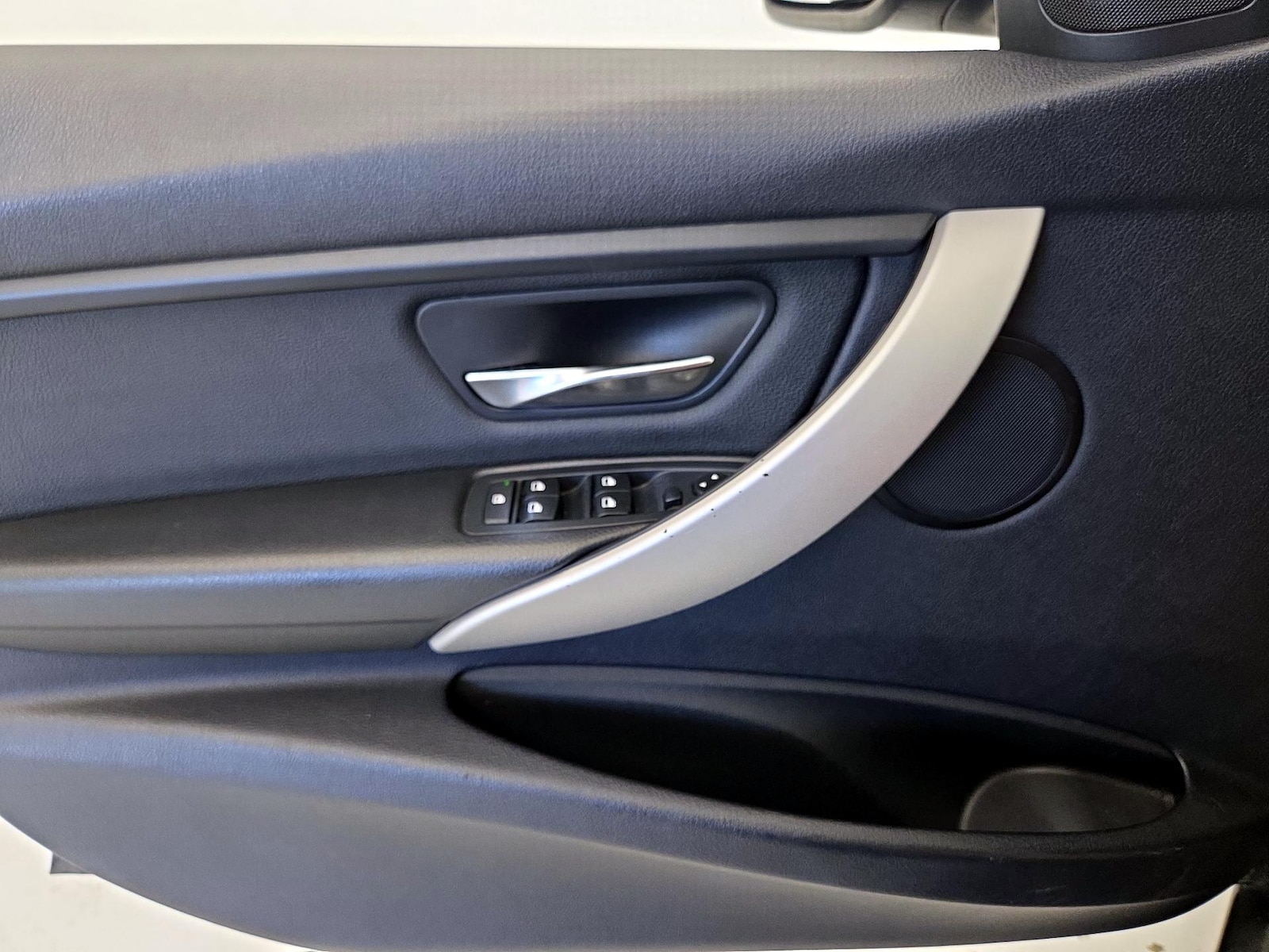 2014 BMW 3 Series 320i - Photo 13