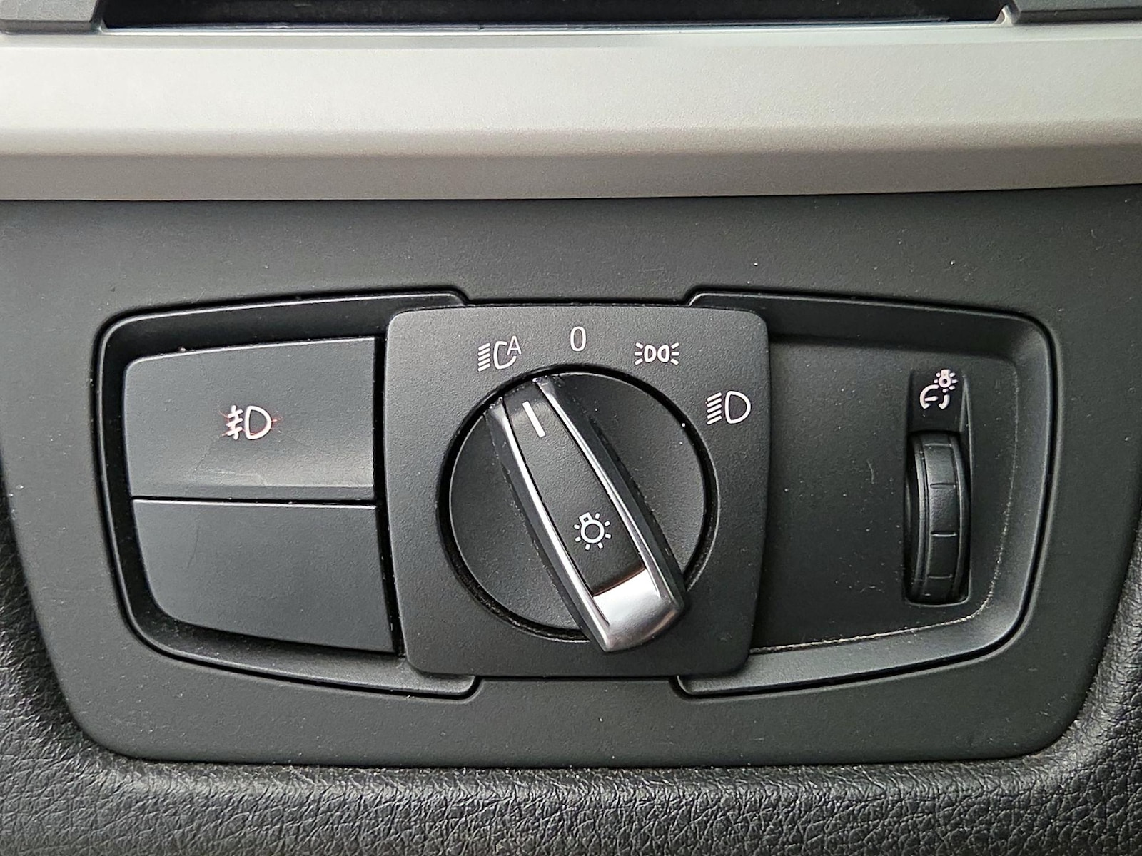 2014 BMW 3 Series 320i - Photo 14