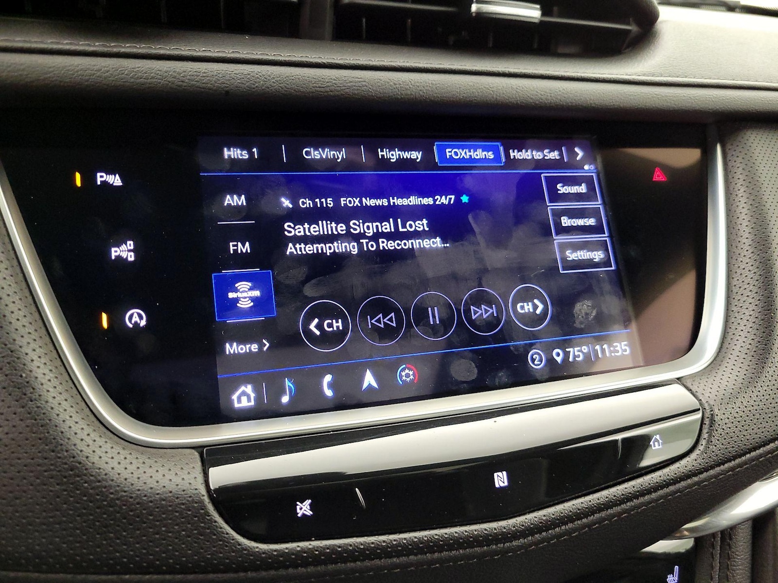 2020 Cadillac XT5 Sport - Photo 17