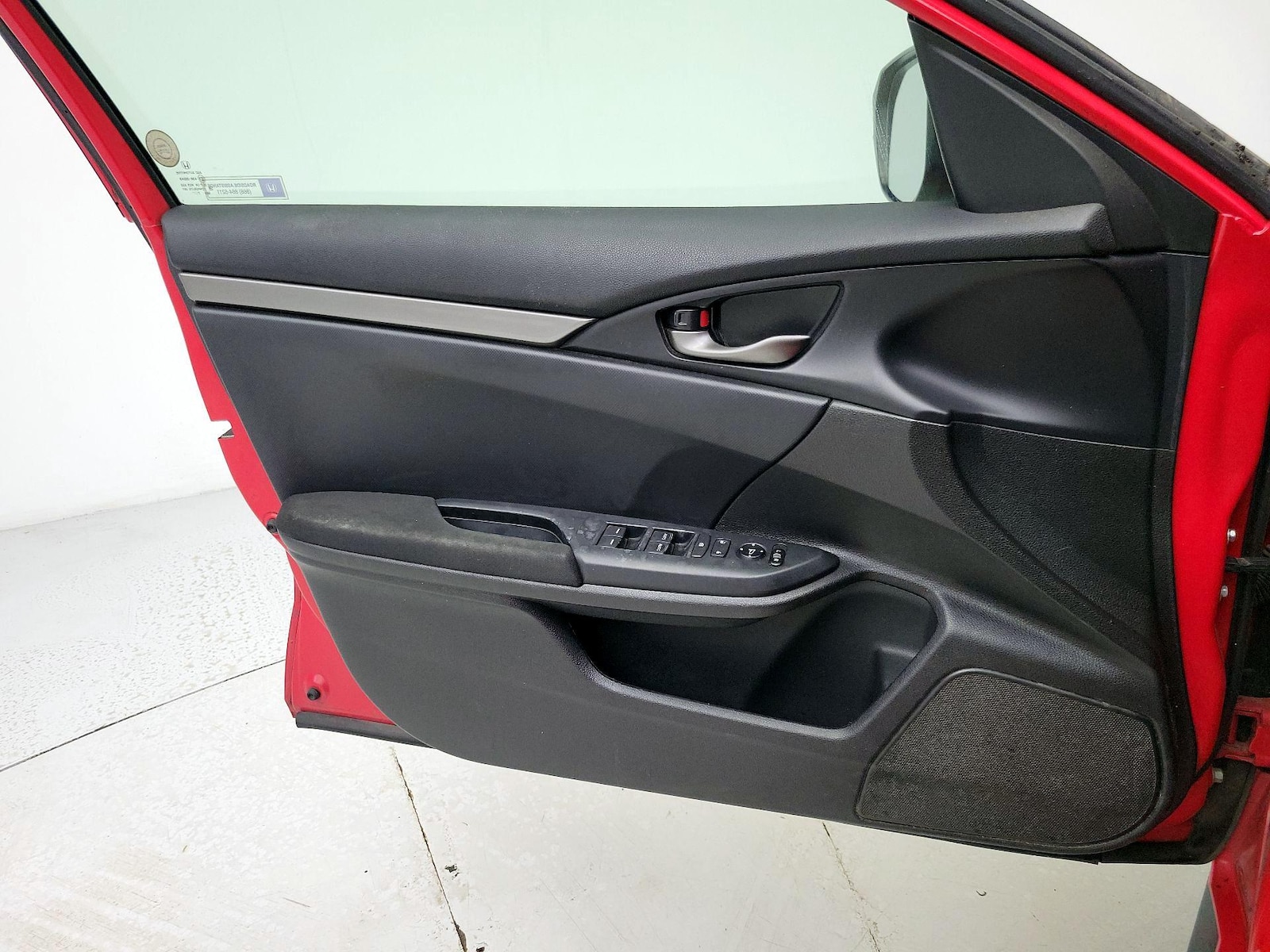 2018 Honda Civic Hatchback Sport - Photo 13