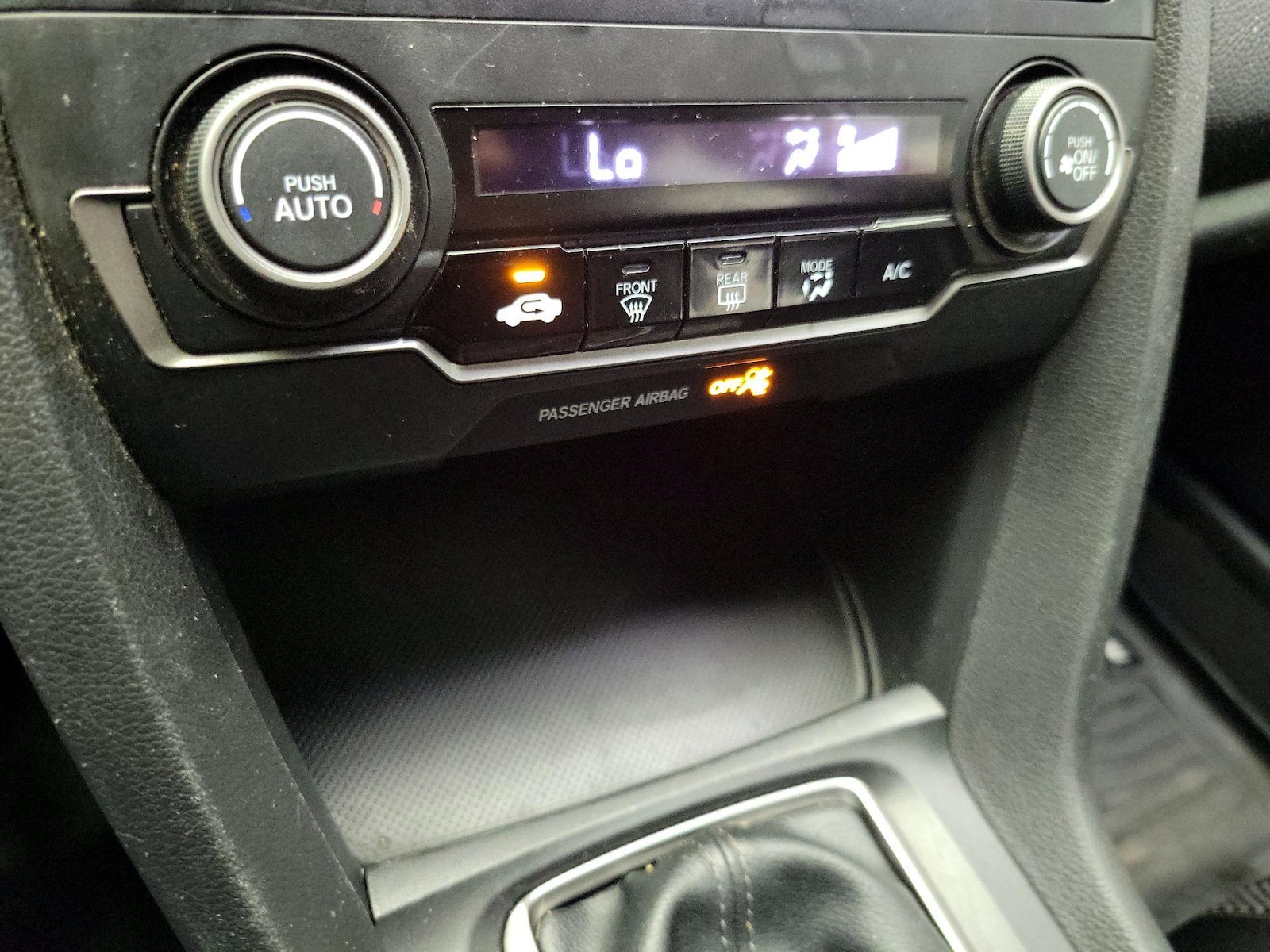 2018 Honda Civic Hatchback Sport - Photo 17