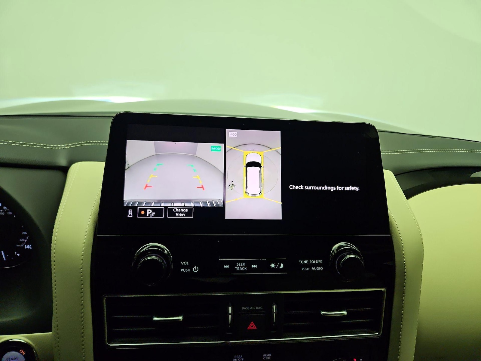 2024 INFINITI QX80 Sensory 4WD - Photo 14
