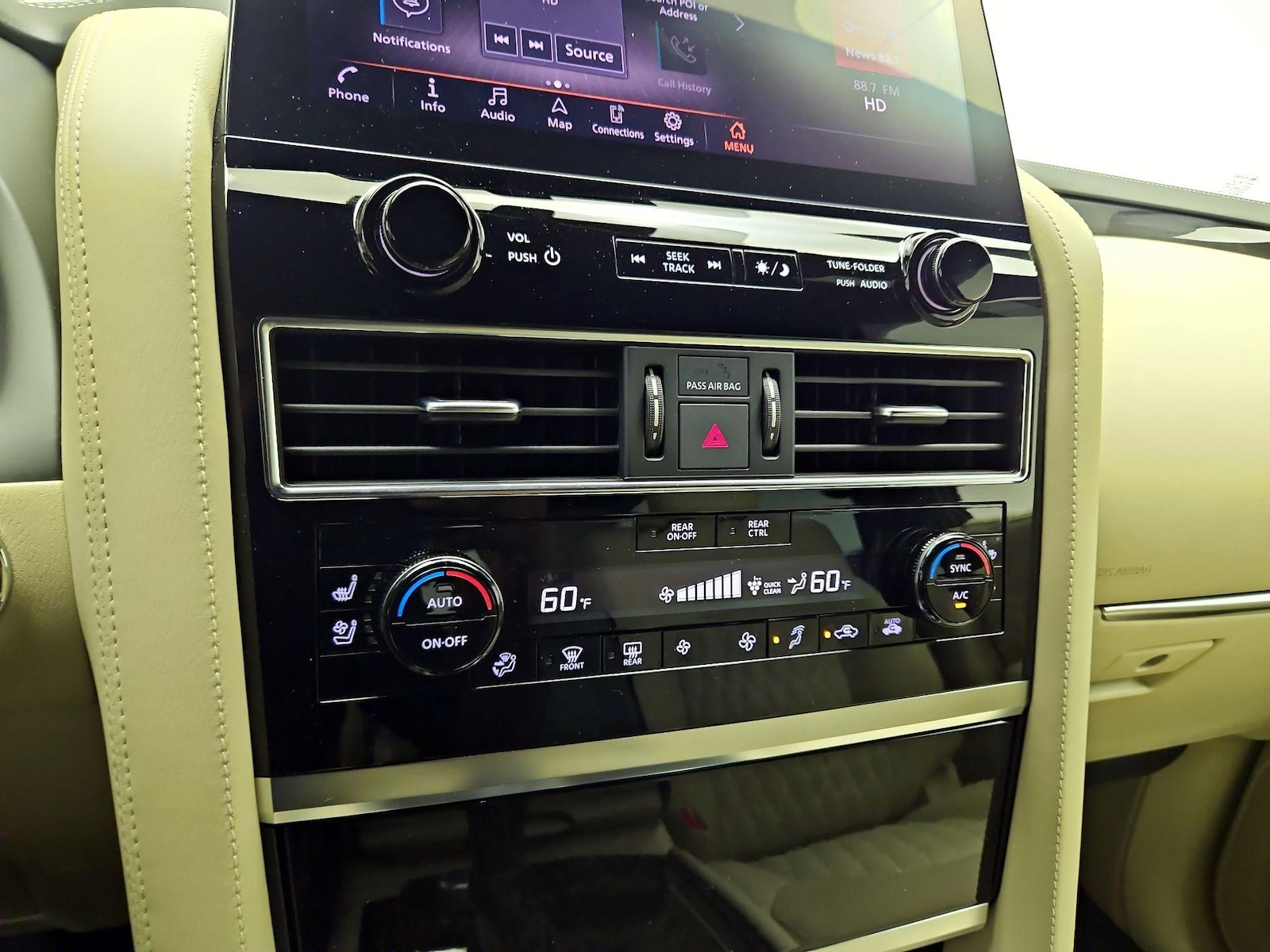 2024 INFINITI QX80 Sensory 4WD - Photo 16