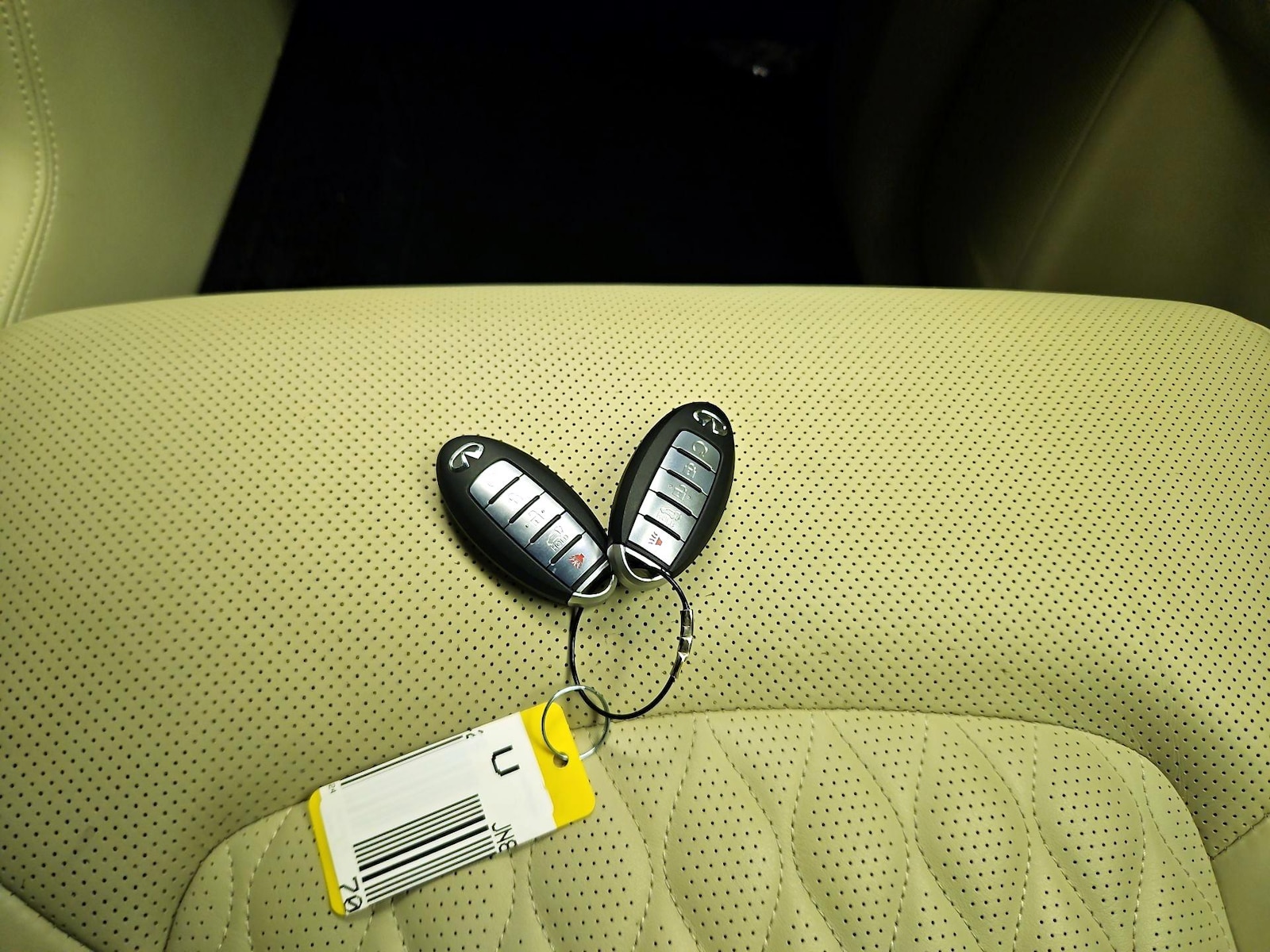 2024 INFINITI QX80 Sensory 4WD - Photo 21