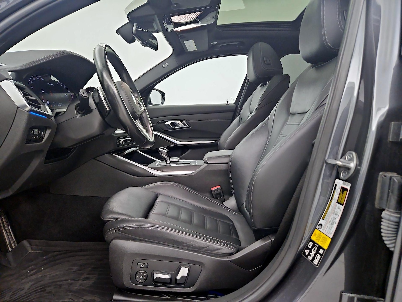 2022 BMW 3 Series M340i - Photo 12