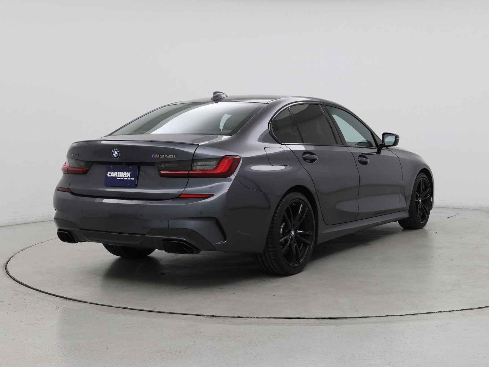 2022 BMW 3 Series M340i - Photo 9