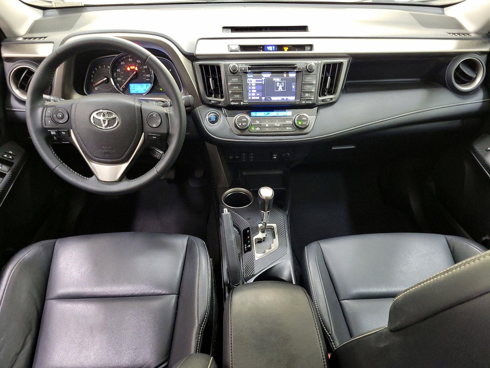 2015 Toyota RAV4 Limited - Photo 10
