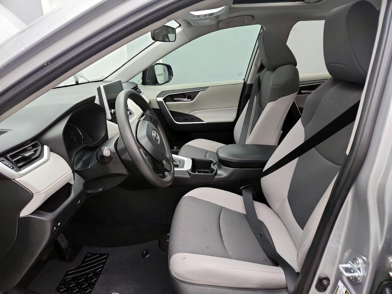 Power Seat(s) & Side Airbags