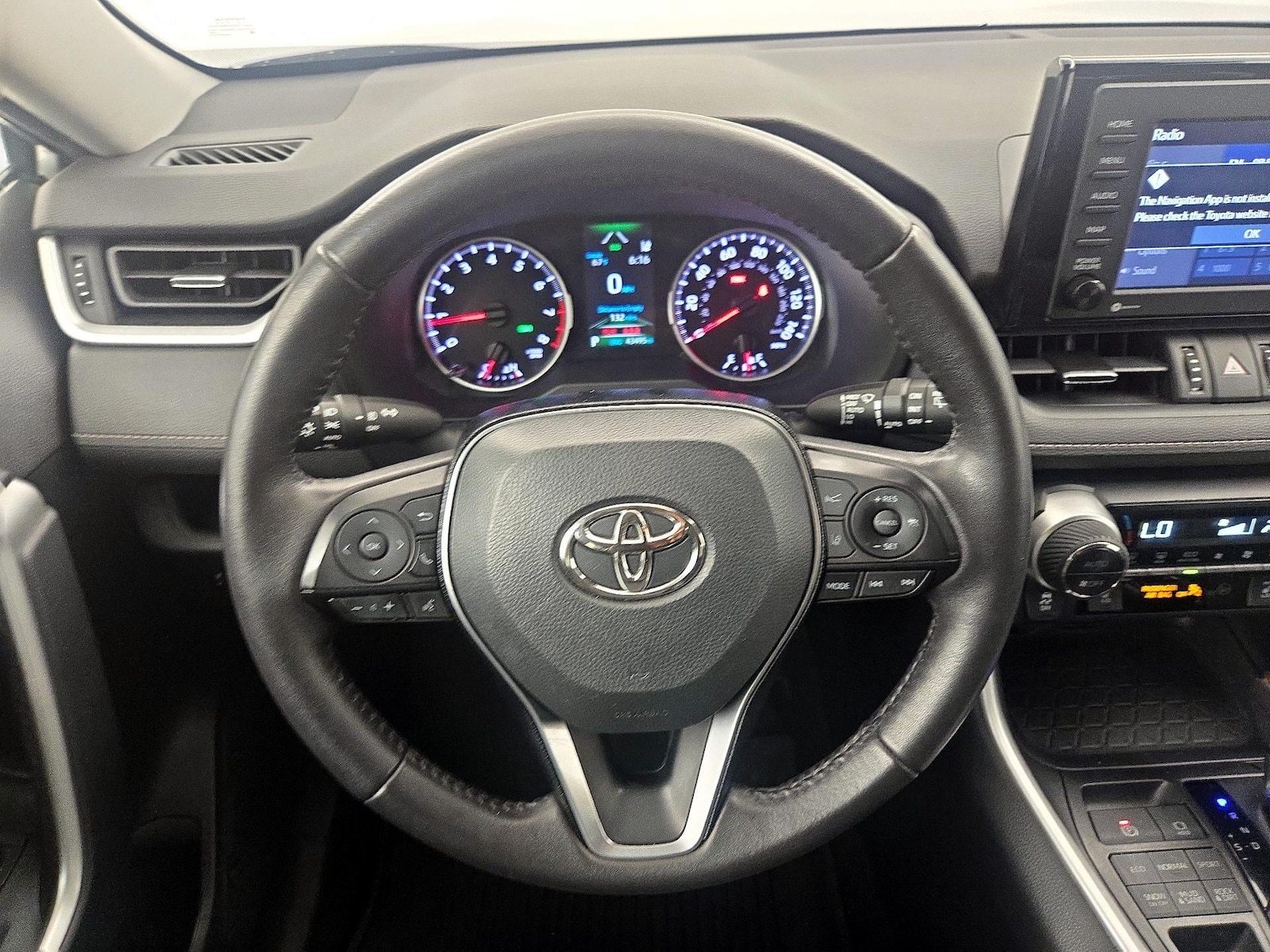 2021 Toyota RAV4 XLE Premium - Photo 11