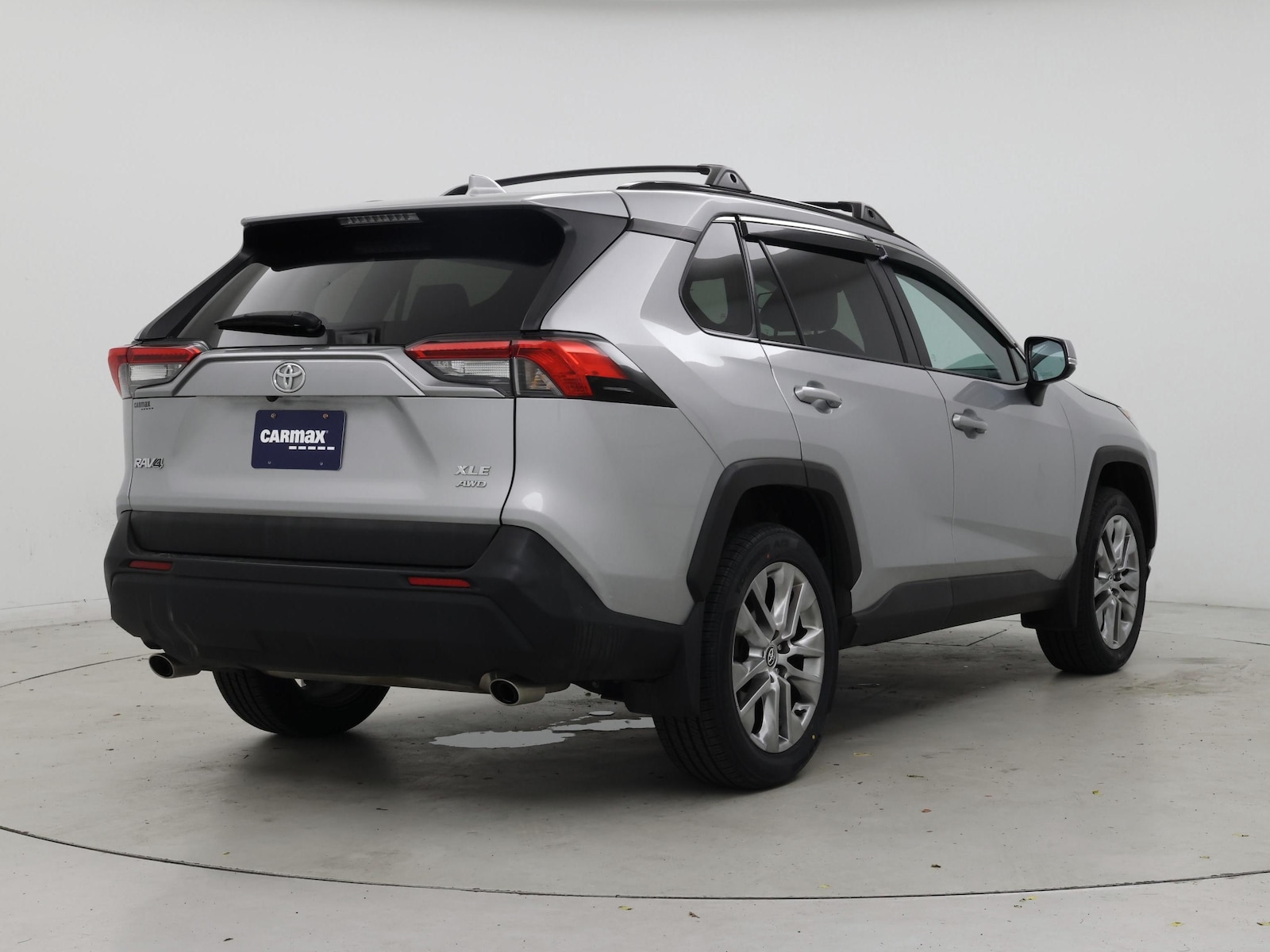 2021 Toyota RAV4 XLE Premium - Photo 9