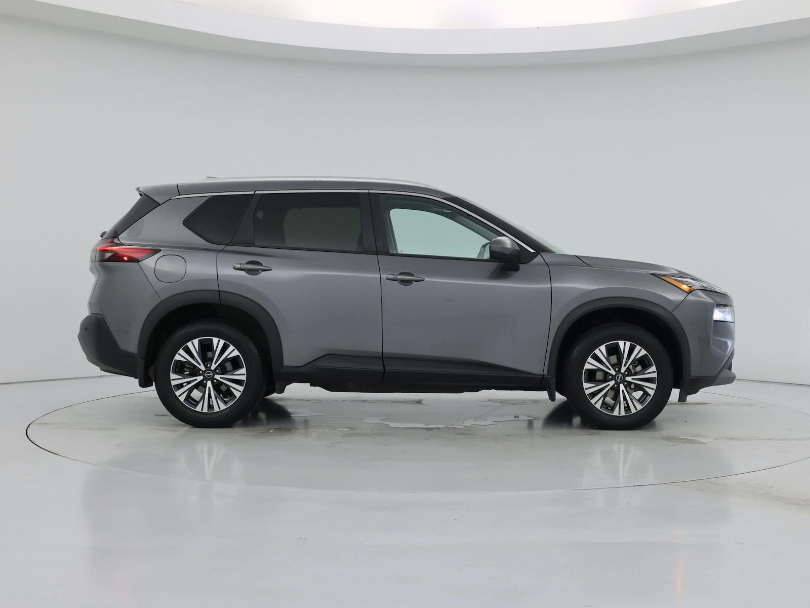 2022 Nissan Rogue SV - Photo 8