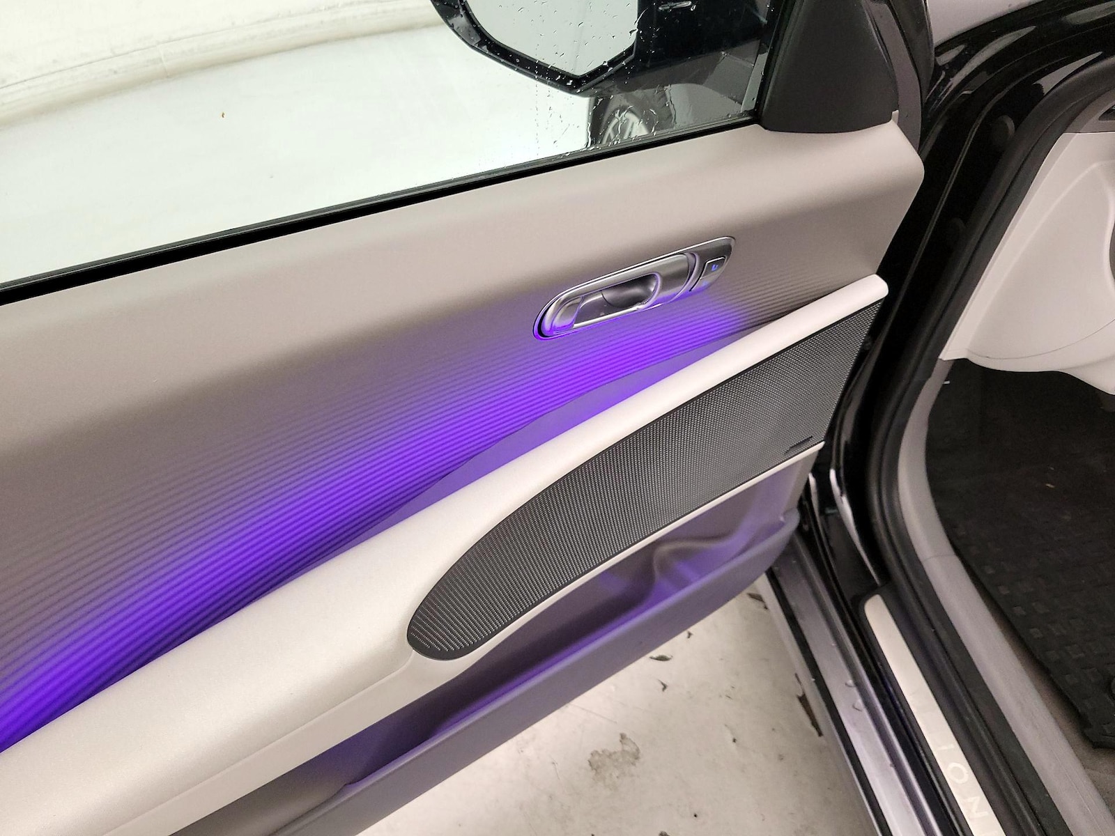 2023 Hyundai IONIQ 6 Limited - Photo 13