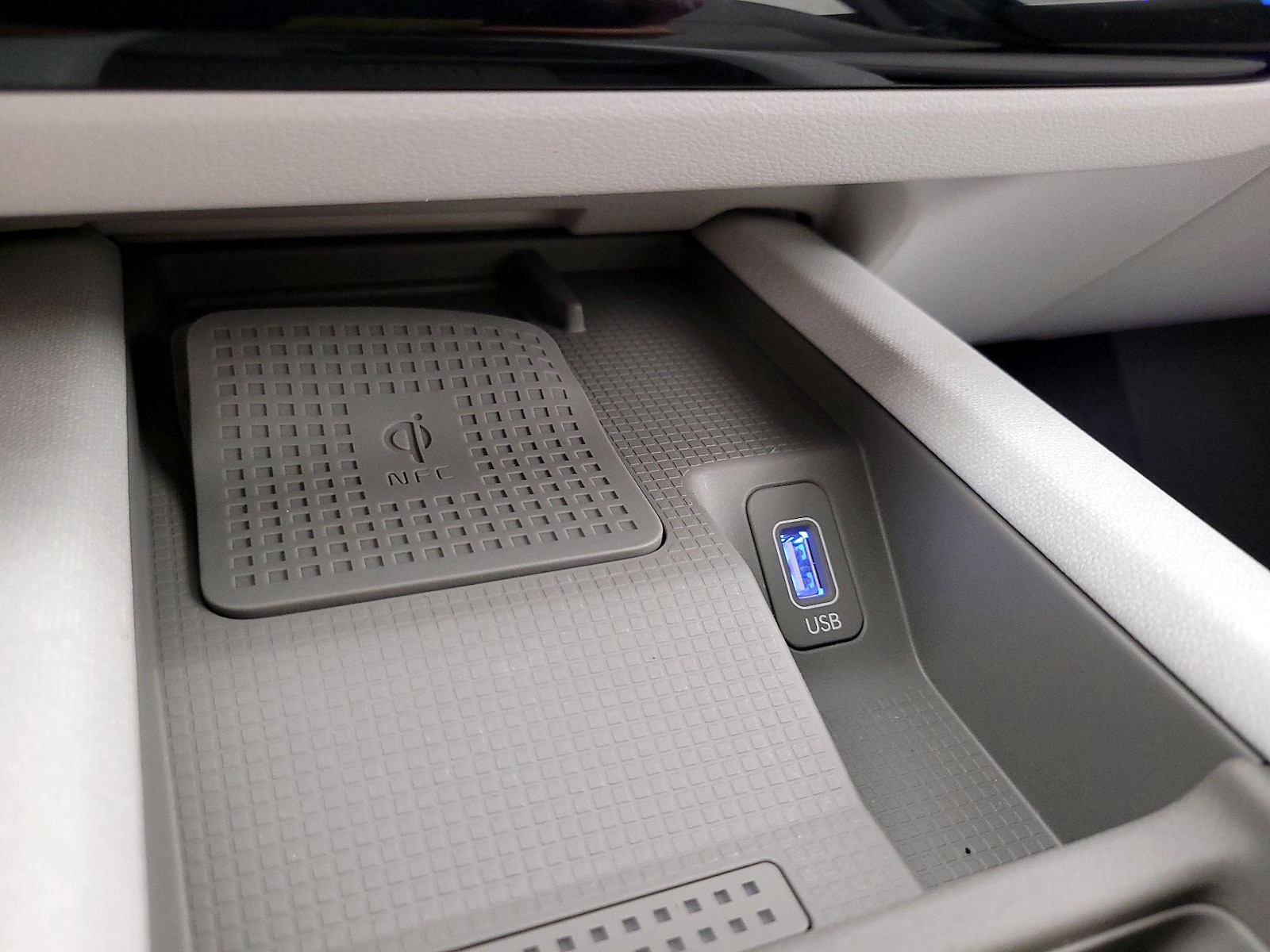 2023 Hyundai IONIQ 6 Limited - Photo 20