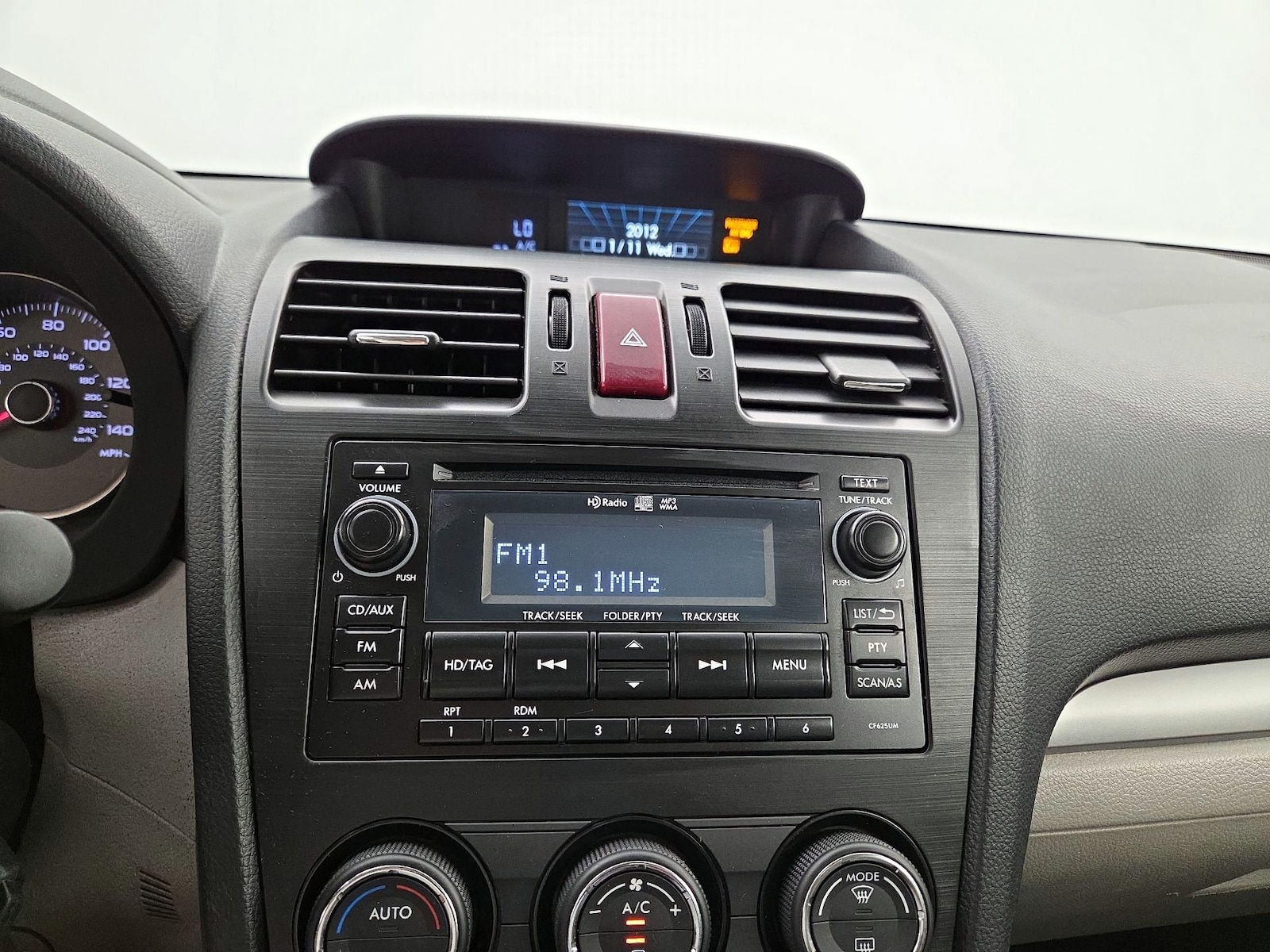 2015 Subaru Forester i Limited - Photo 16