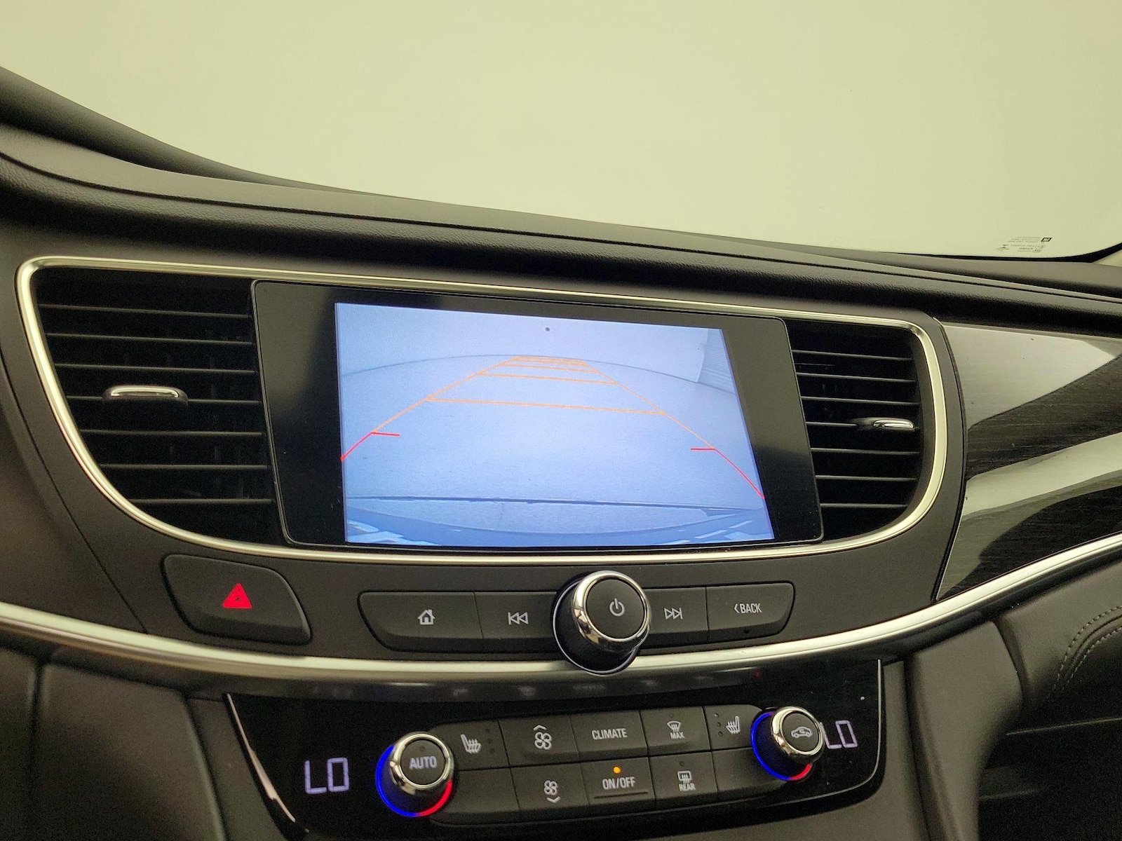 2017 Buick LaCrosse Essence - Photo 15
