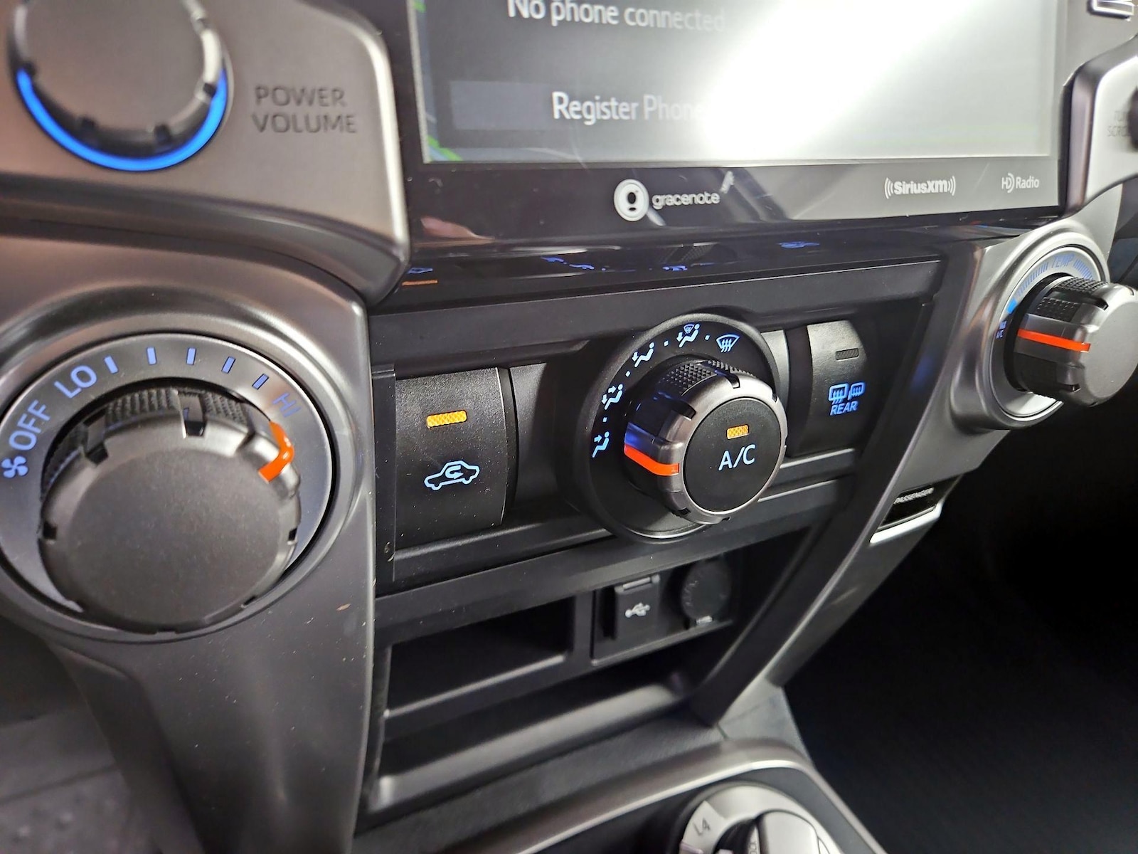 2024 Toyota 4Runner SR5 Premium - Photo 18