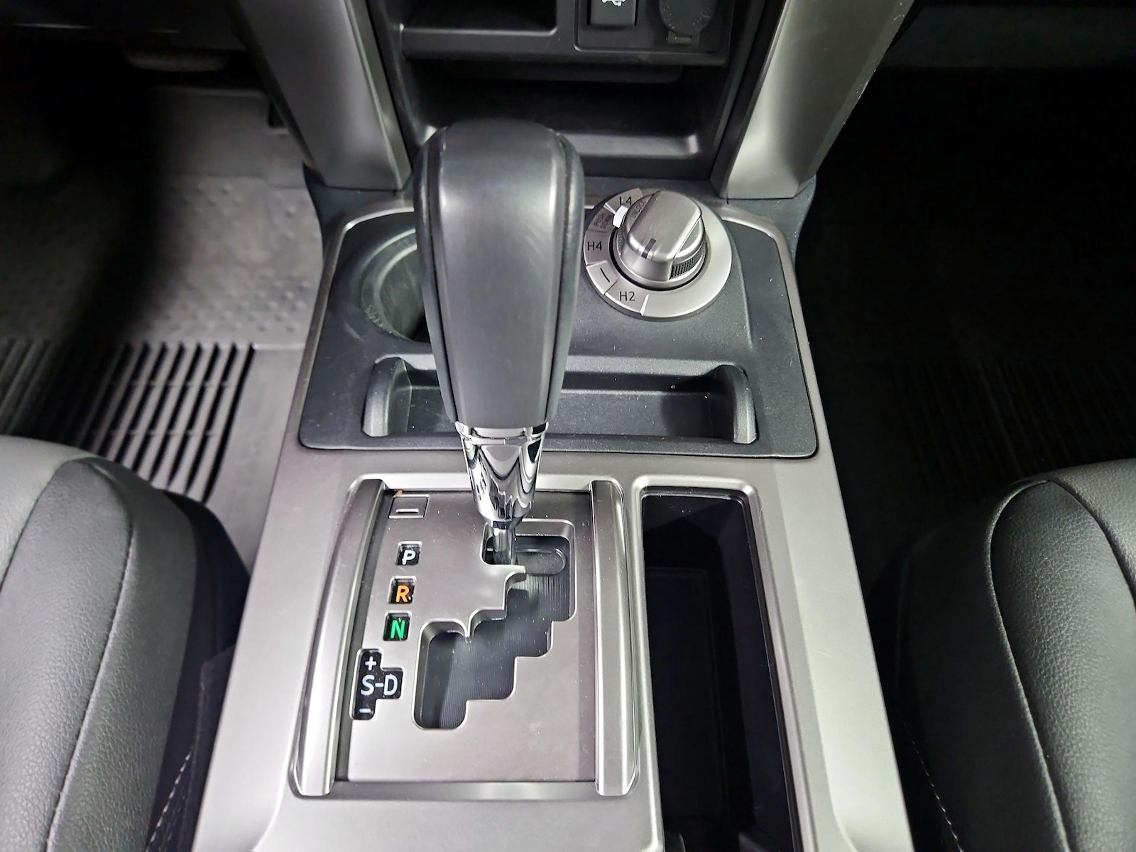 2024 Toyota 4Runner SR5 Premium - Photo 19