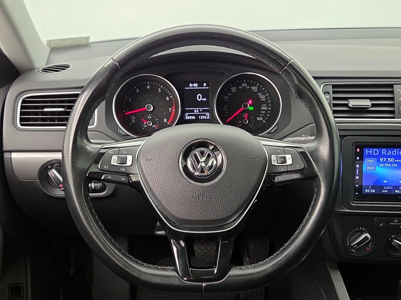 2017 Volkswagen Jetta SE - Photo 11
