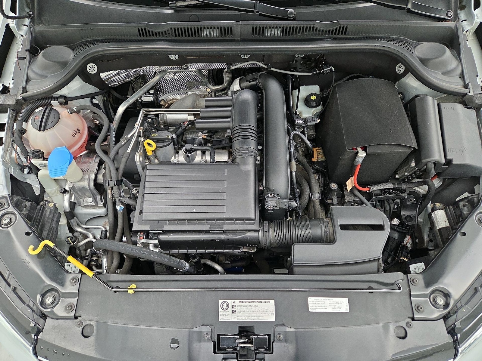 2017 Volkswagen Jetta SE - Photo 23