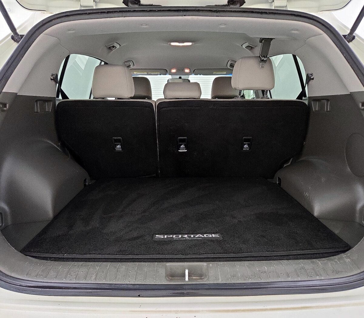 Trunk/Cargo (Seats Up)