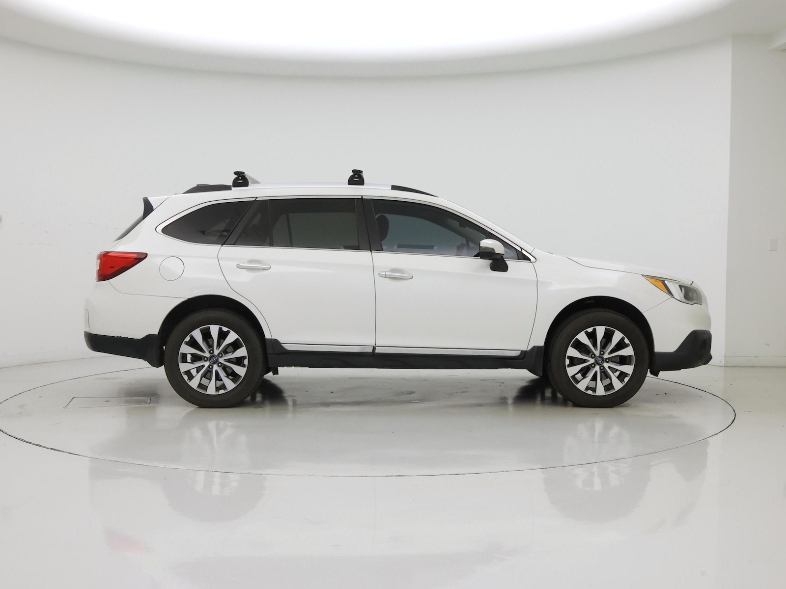 2017 Subaru Outback Touring - Photo 8