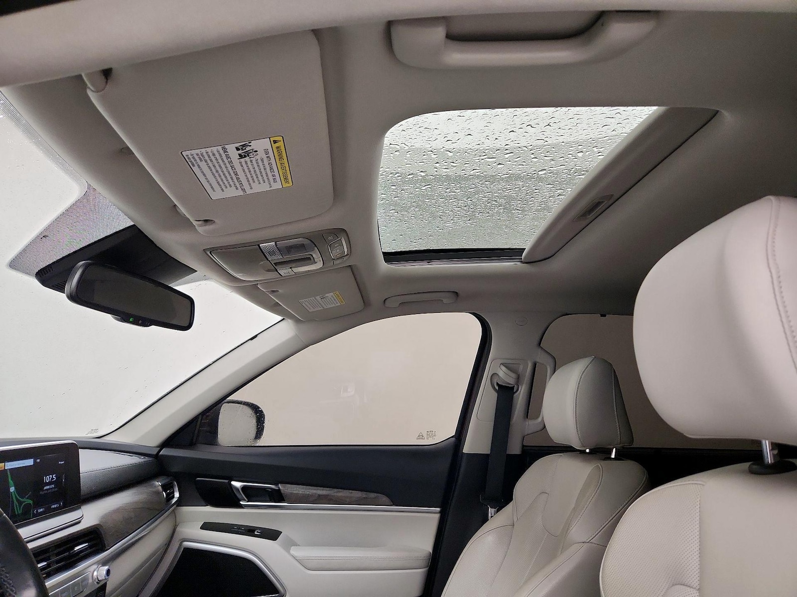 Sunroof(s) & Overhead Airbags