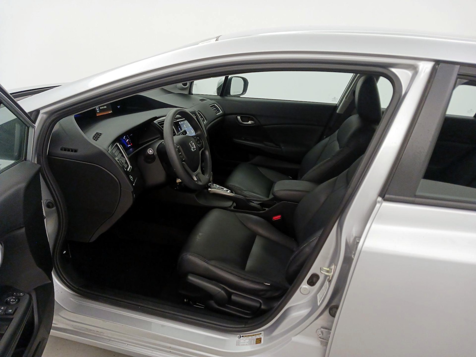 Leather Seats & Side Airbags