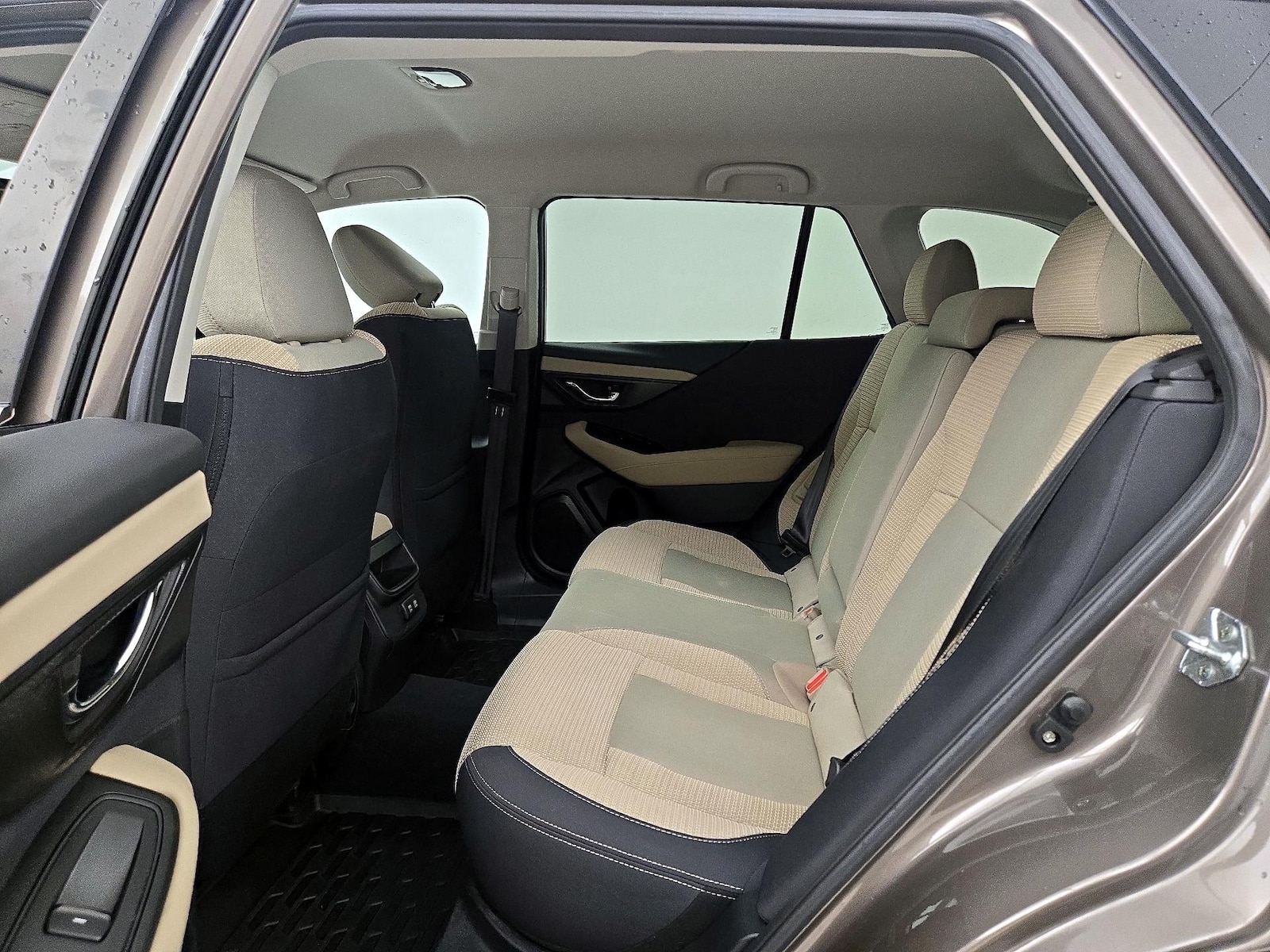 2021 Subaru Outback Premium - Photo 20