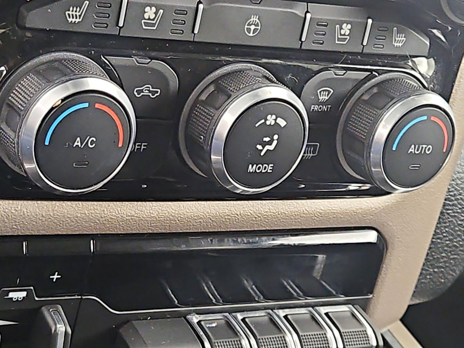 2022 RAM Ram 1500 Pickup Laramie - Photo 17