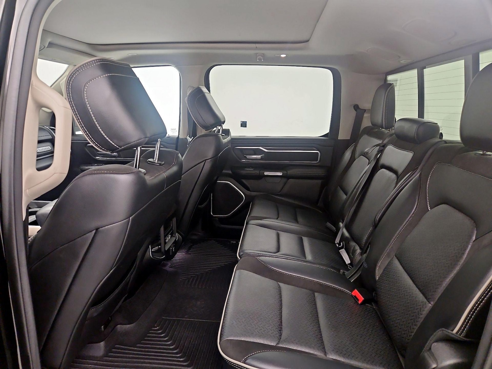 2022 RAM Ram 1500 Pickup Laramie - Photo 20