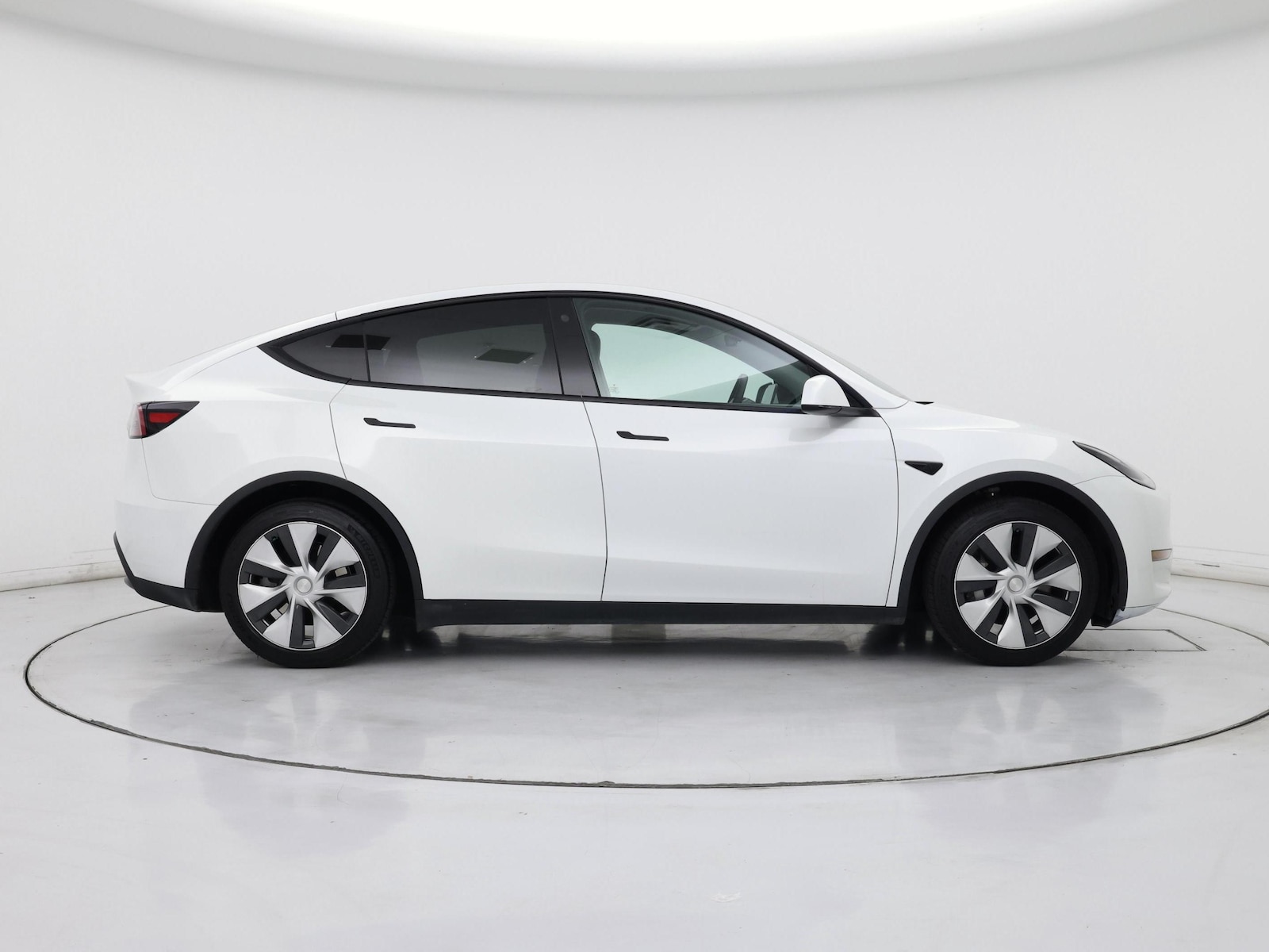 2023 Tesla Model Y Long Range - Photo 8