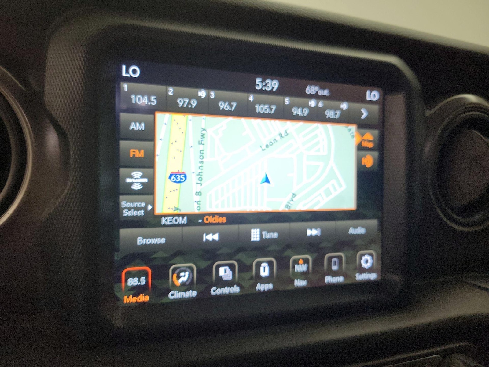 2023 Jeep Wrangler 4-Door Sport S - Photo 17