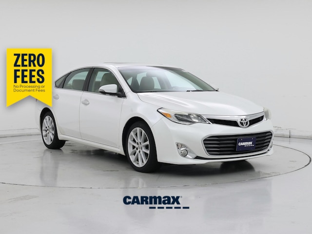 White 2014 Toyota Avalon Sedan Front-Wheel Drive Automatic